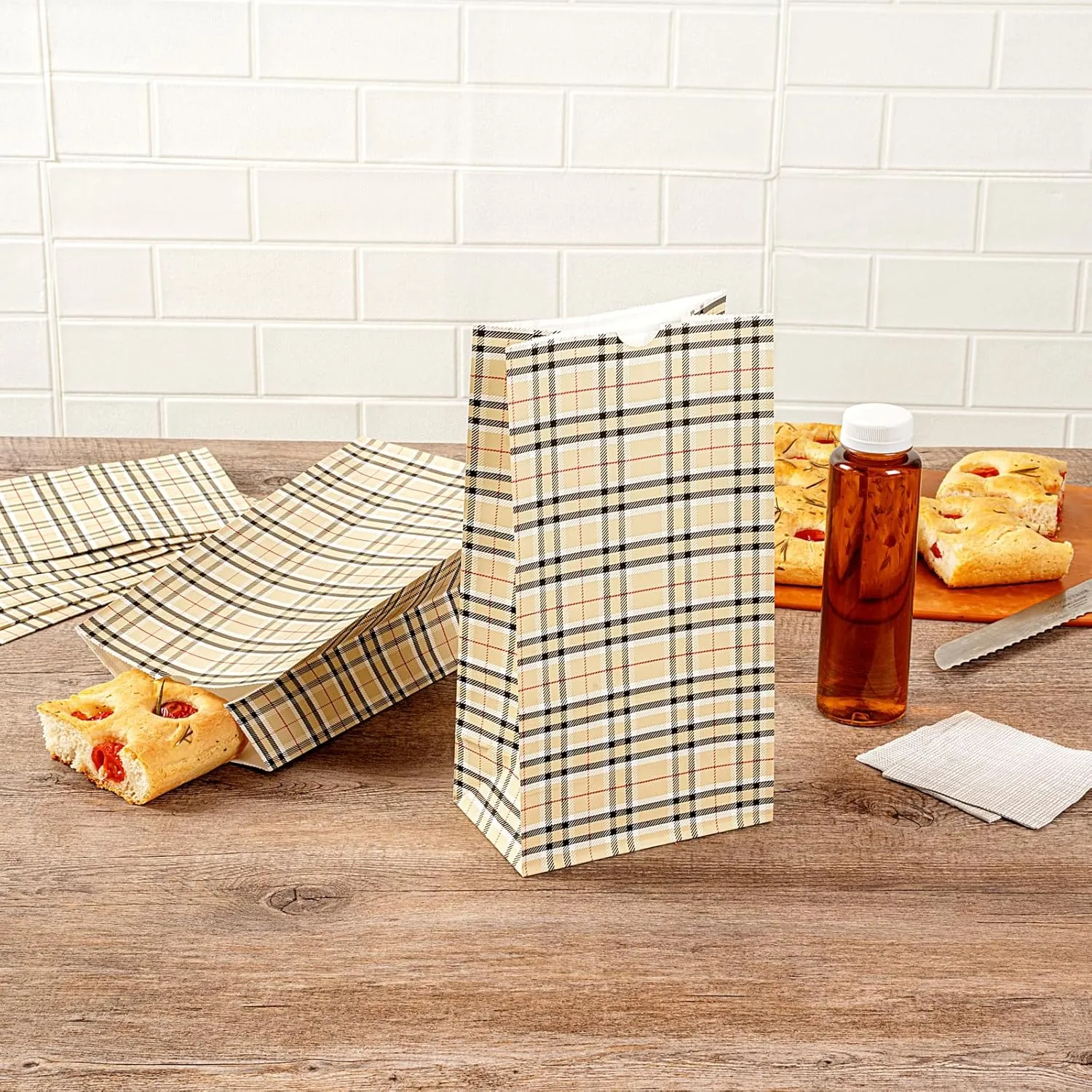 Restaurantware Bag Tek 6 LB Disposable Lunch Bags 100 Sturdy Take Out Bags - Flat Bottom Great For Restaurants Cafes And Bakeries Plaid Paper Popcorn Bags Versatile For Grocery And More