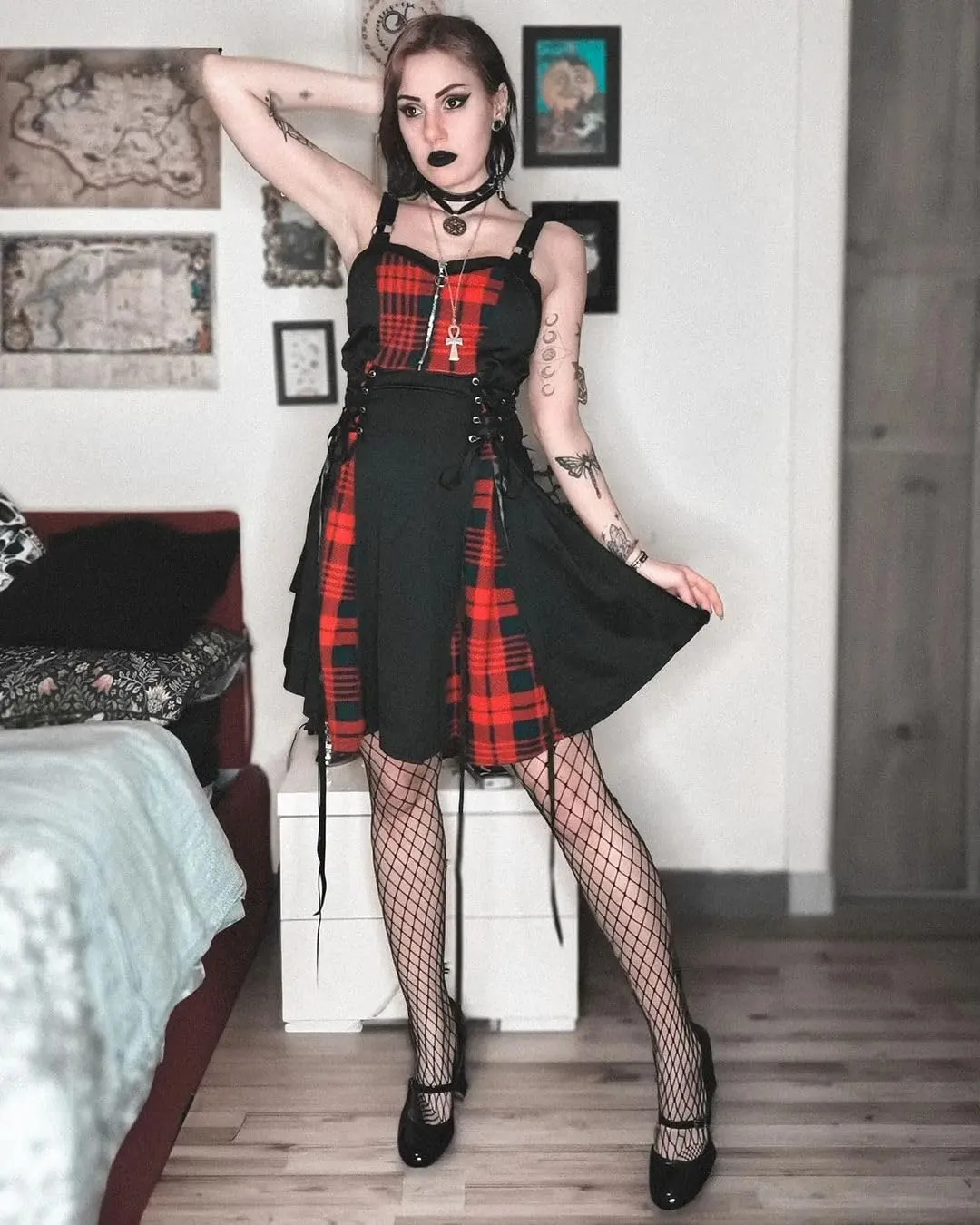 Rosegal Gothic Lace Up Plaid Half Zipper Fit and Flare Gothic Dress