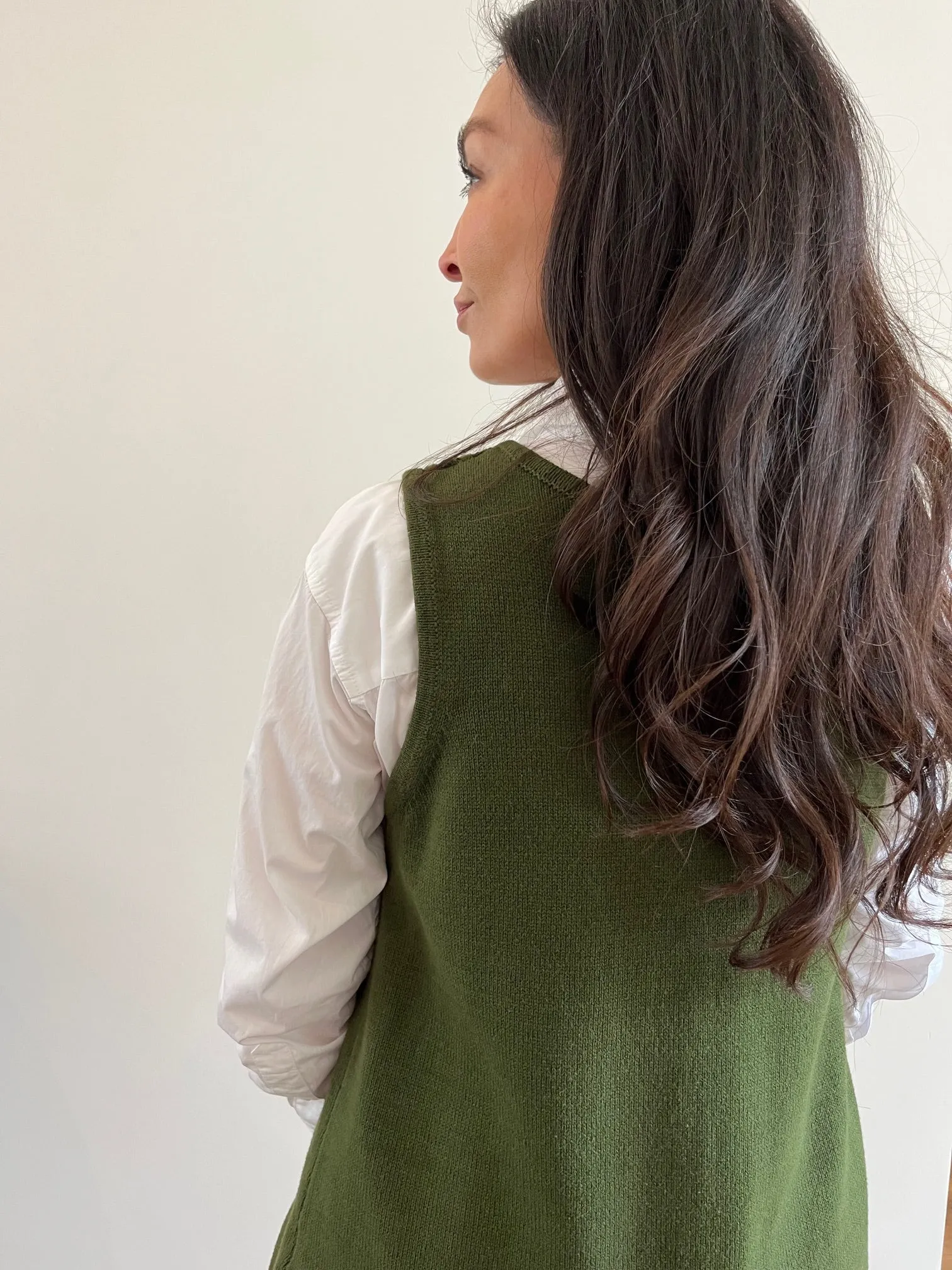 Sleeveless fringe sweater
