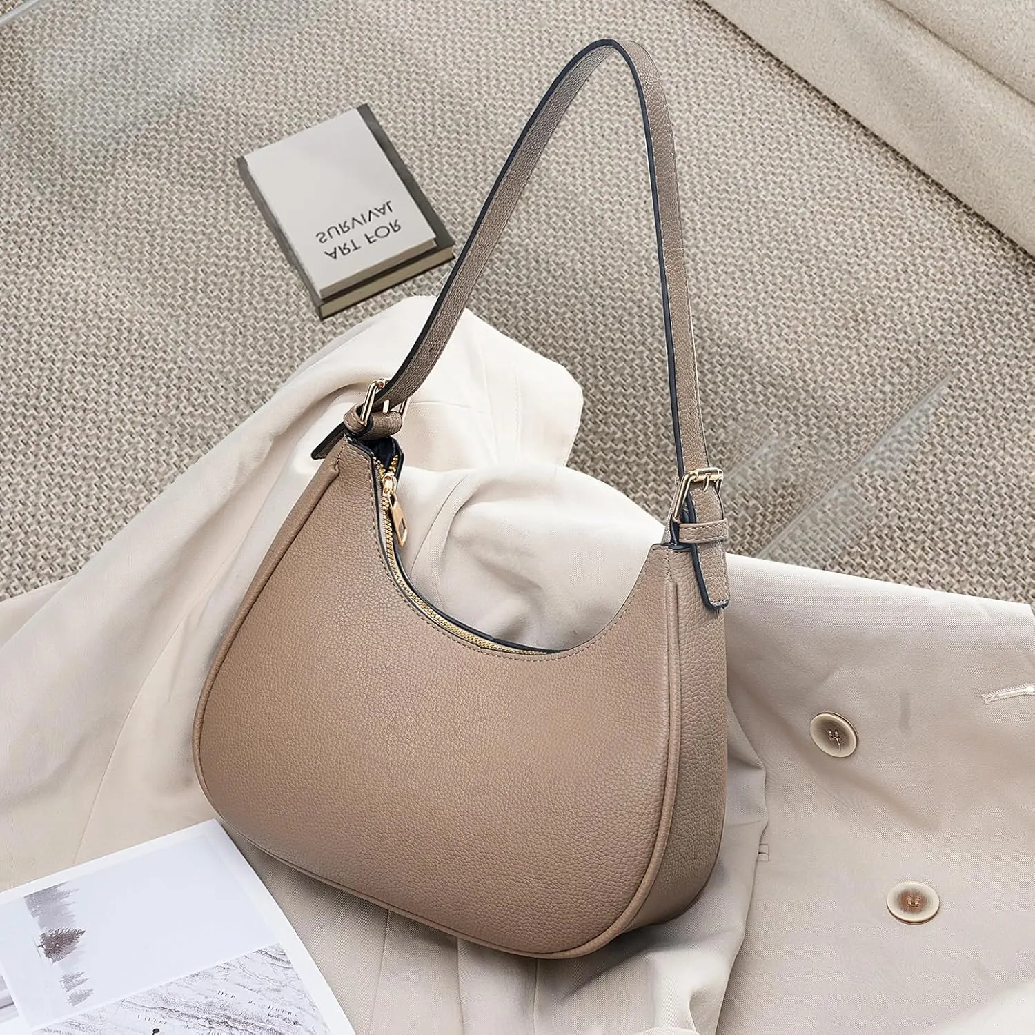Small Tote Shoulder Bags Purses for Women Retro Classic Crossbody Bags Cute Clutch Purse and Handbag