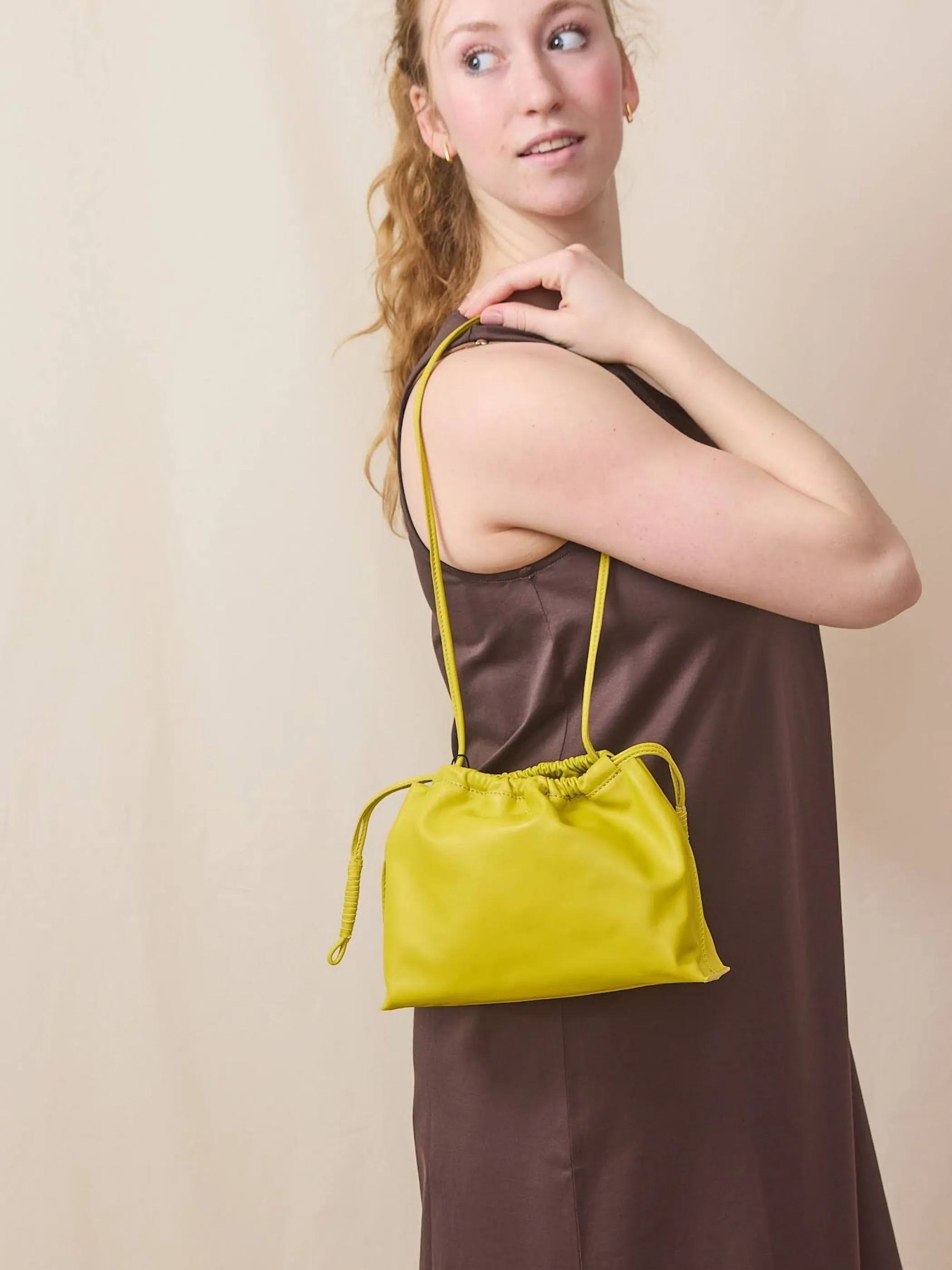 Suzette, Neon