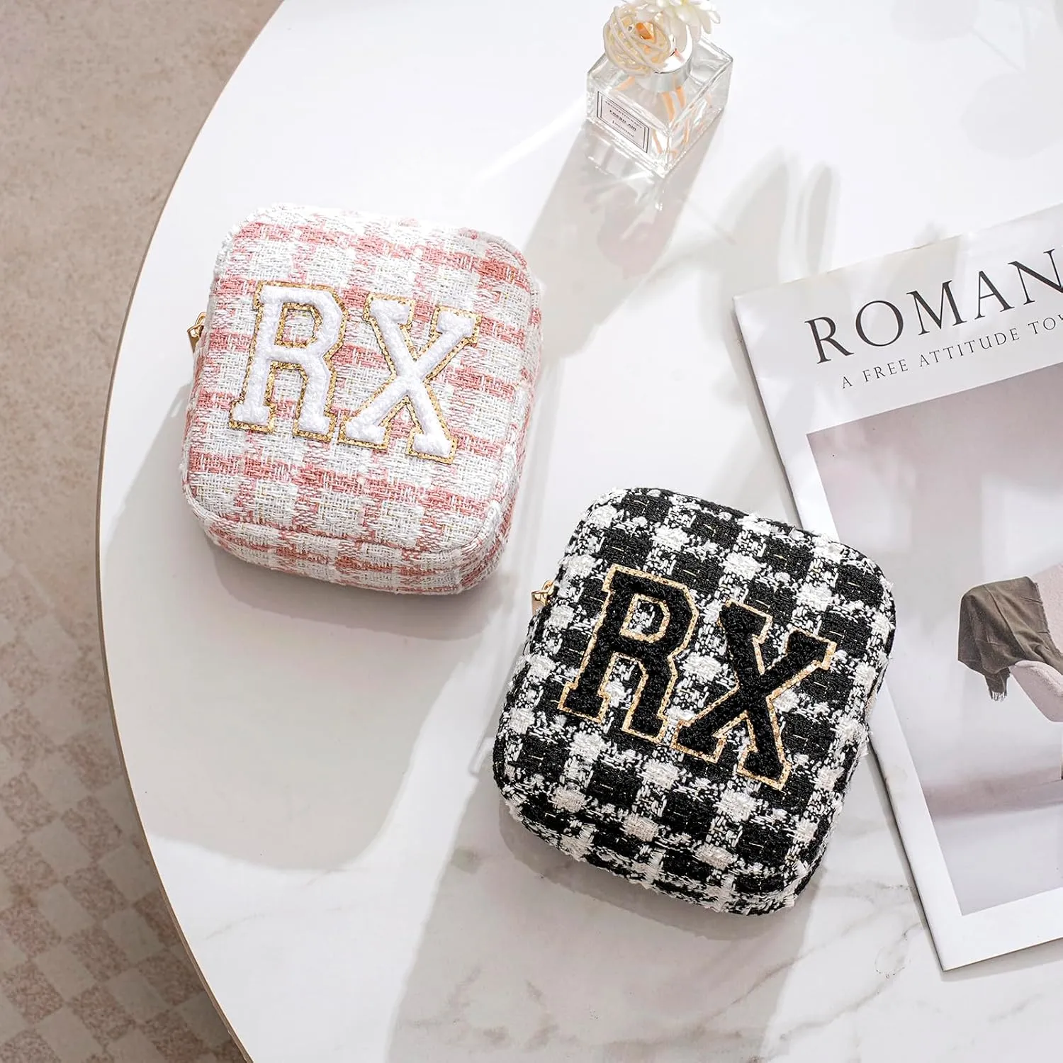 uekeboag Personalized Small Checkered Medicine Cosmetic Bag, Cute Plaid Pattern Chenille Letter Patch RX Drug Pouch with Zipper, Makeup Travel Gift Bag for Women and Girls (09 White Checkered)