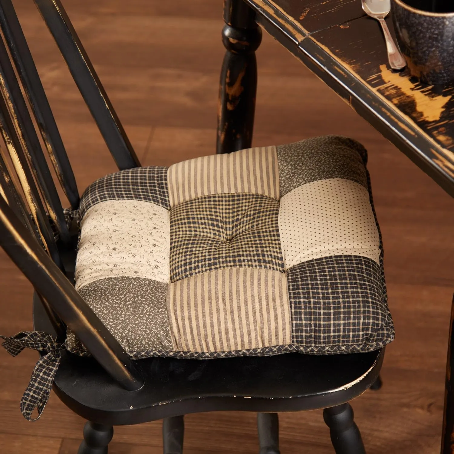 VHC Brands Kettle Grove Chair Pad Patchwork
