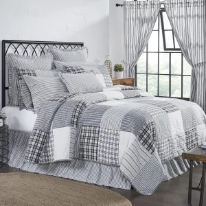 VHC Brands, Sawyer Mill Patchwork Reversible Queen Quilt, Black, 90x90
