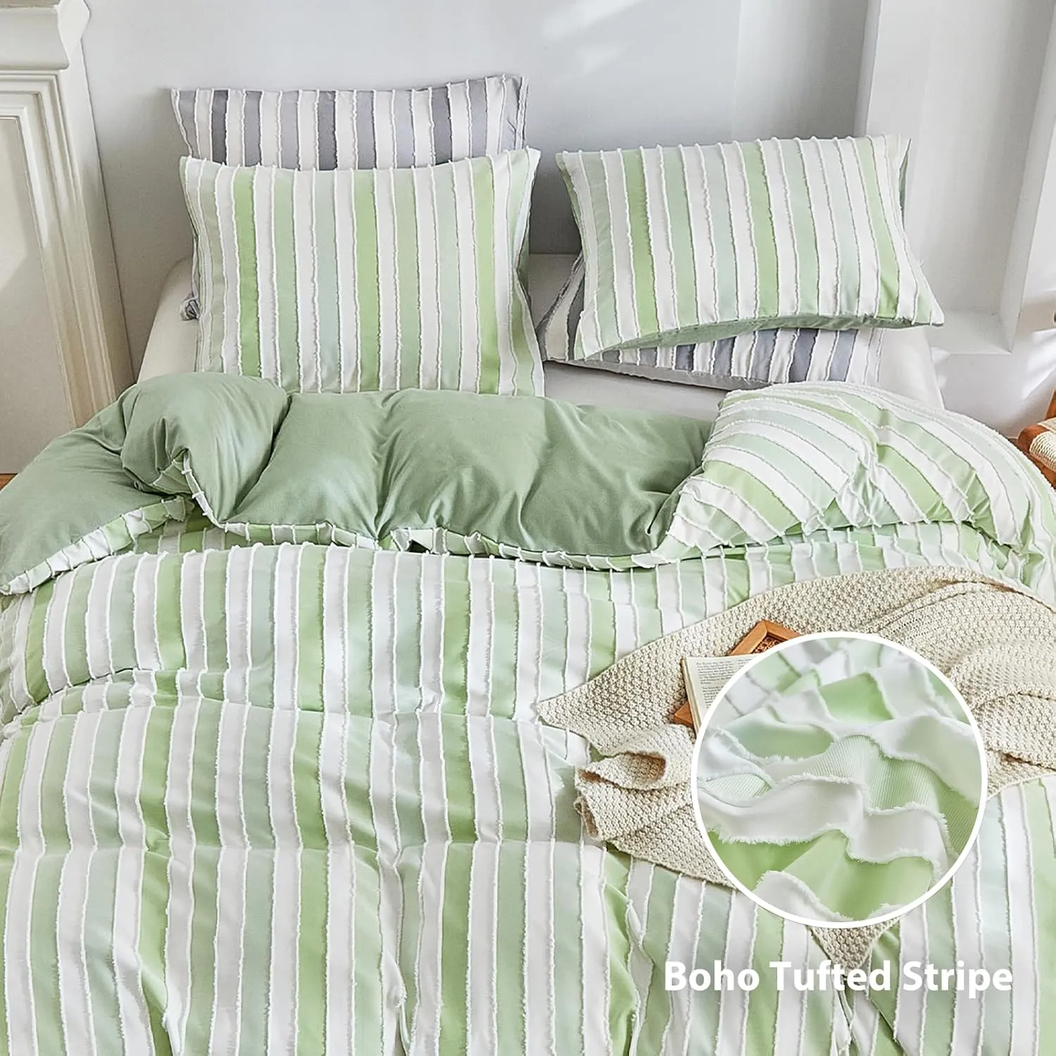 WARMDERN White and Green Boho Duvet Cover King Size, Striped Tufted Duvet Cover Set, Textured Bedding Set, 3 Pcs Soft Microfiber Bedding with Zipper and Conner Ties(King, White Green)
