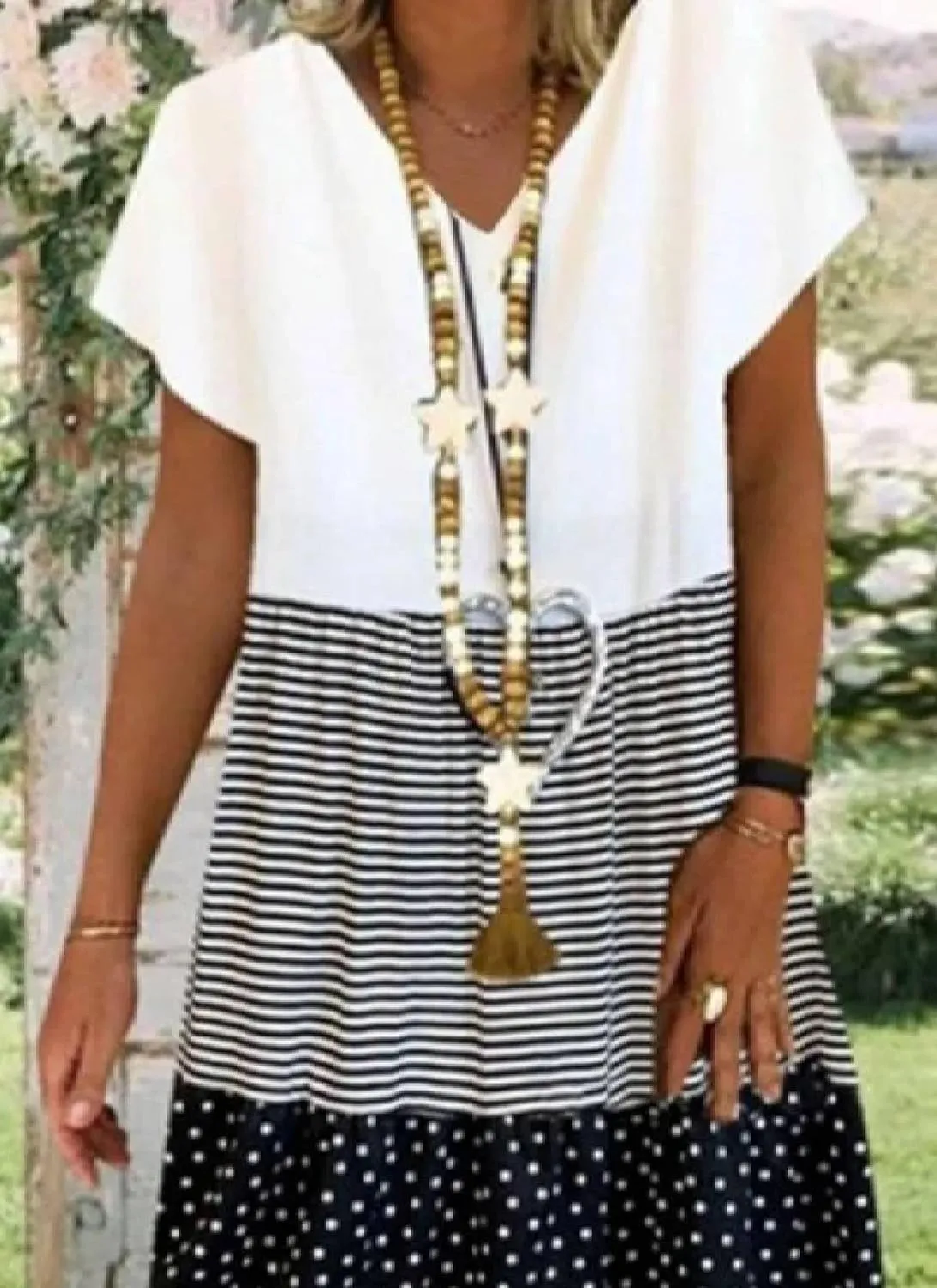 Women's 2025 Summer Trendy Short Sleeve V-Neck Chic Print A-Line Mini Dress Casual Beach Vacation Travel Outfits