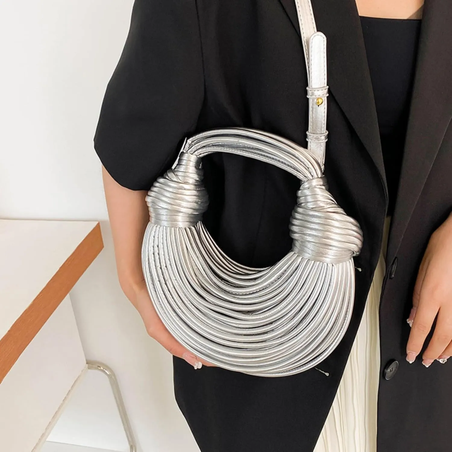 Woven Crossbody Bag for Women, Small Leather Clutch Purse Knotted Bread Handbag Top Handle Noodles Shoulder Bag.