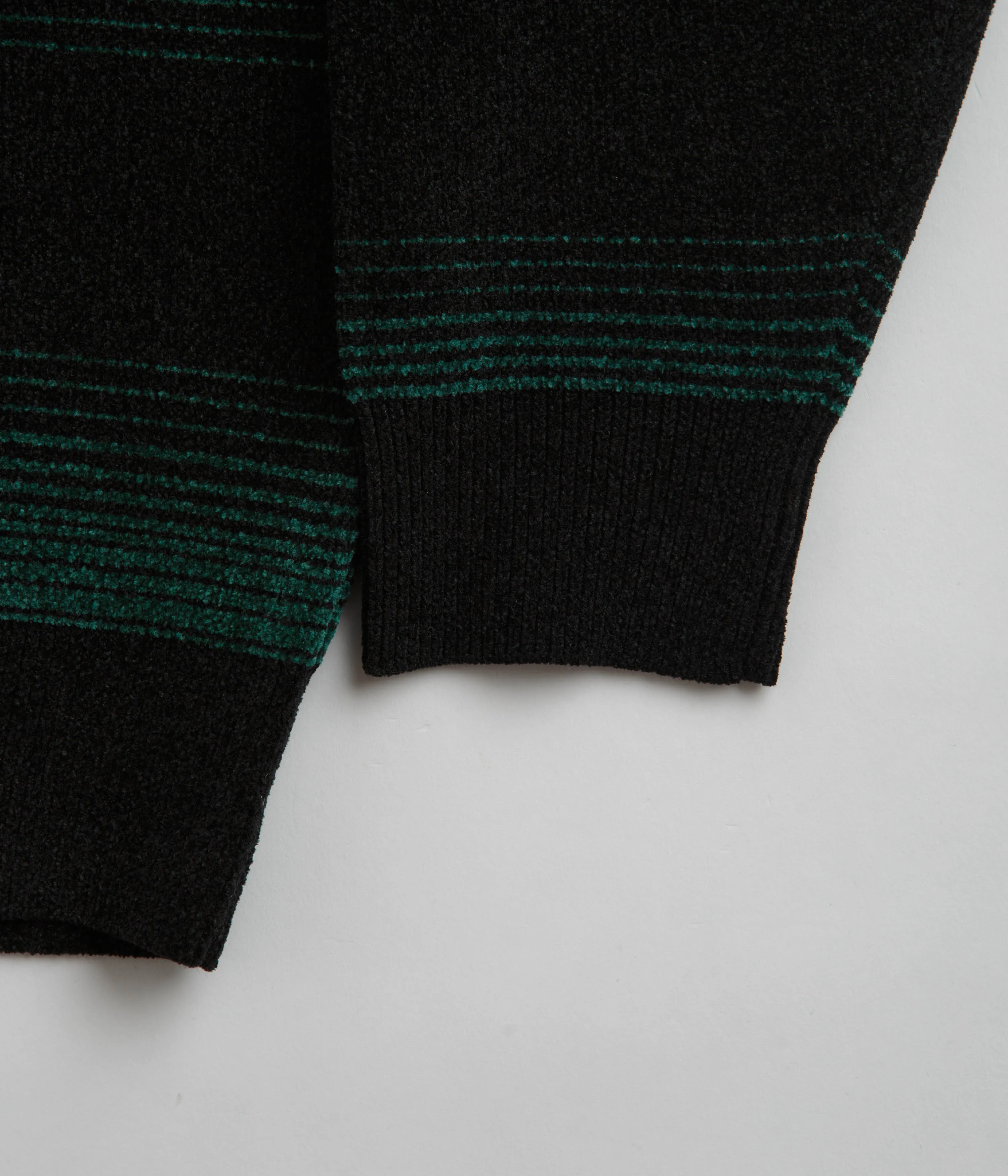Yardsale Ripple Chenille Crewneck Sweatshirt - Green / Black