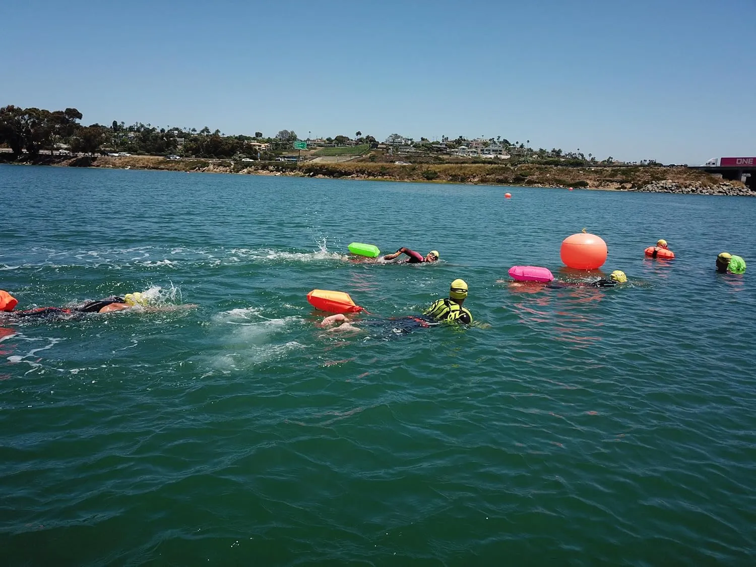 Zoot Ultra Swim Safety Buoy & Dry Bag, High-Visibility Open-Water Safety Floatation Device with Storage for Long-Distance Swimming Training Sessions (15L) - Neon Pink - 15L